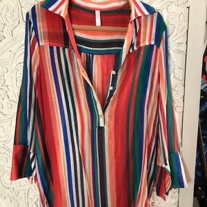 Long shirt or beach cover. Medium/large New
